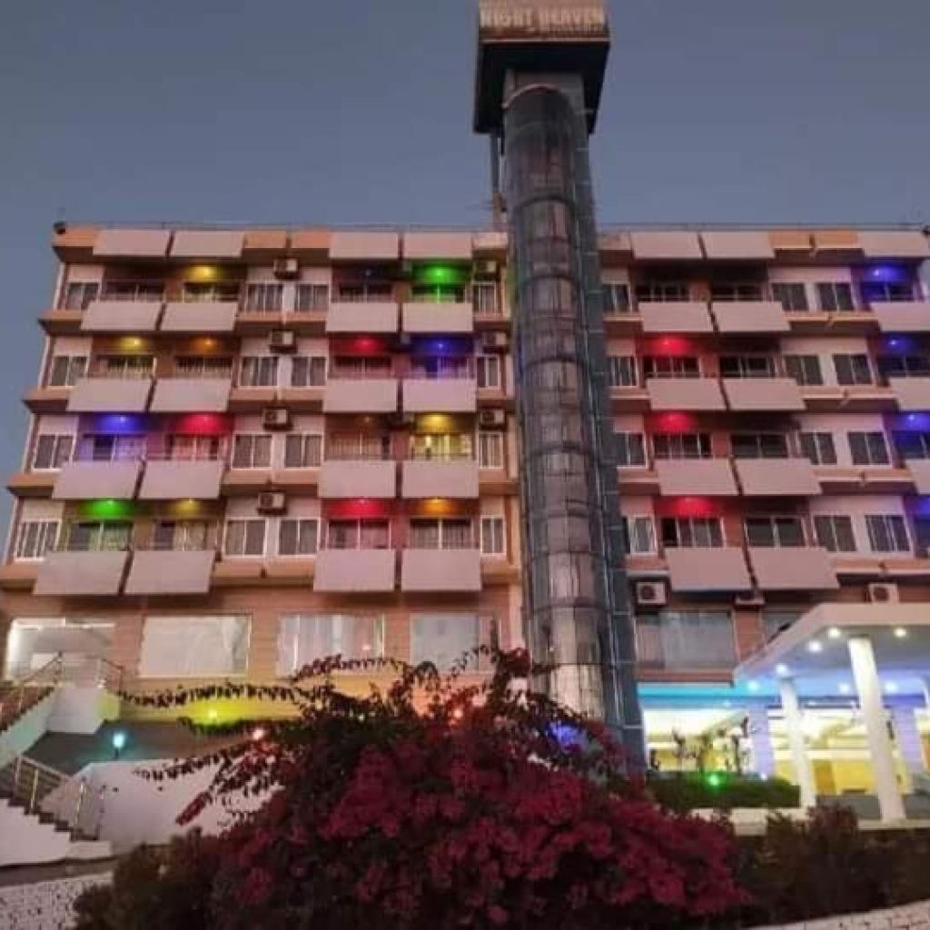 Hotel Night Heaven