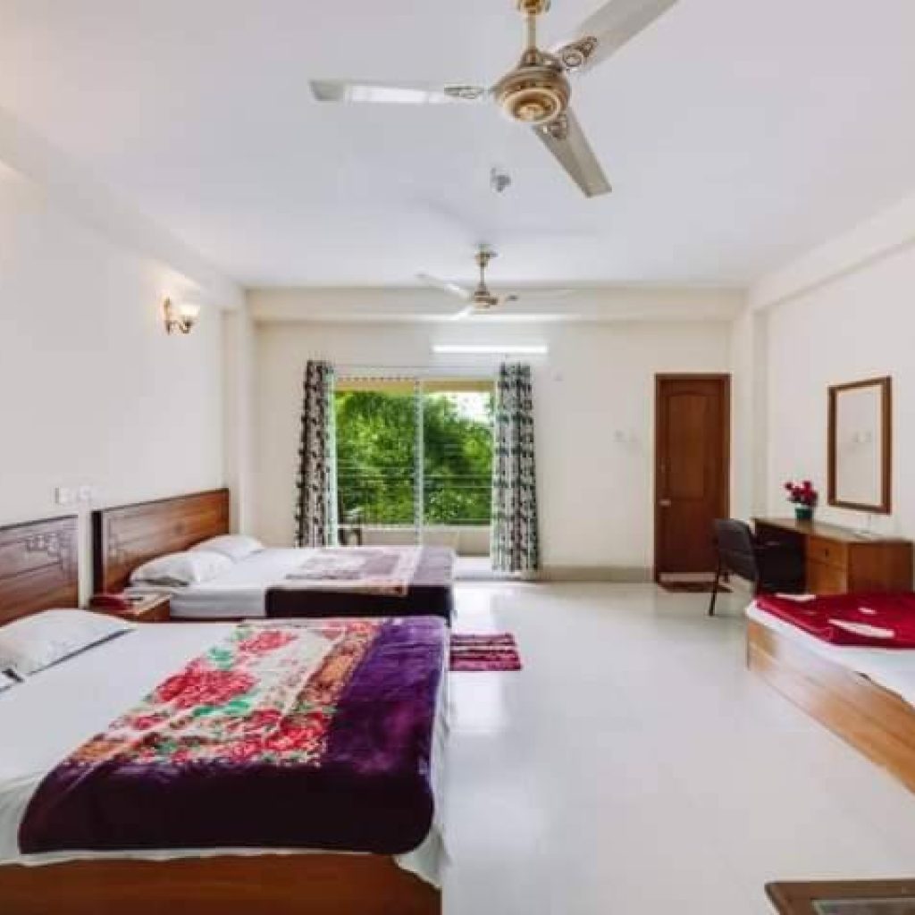Hill Crown Hotel & Resort