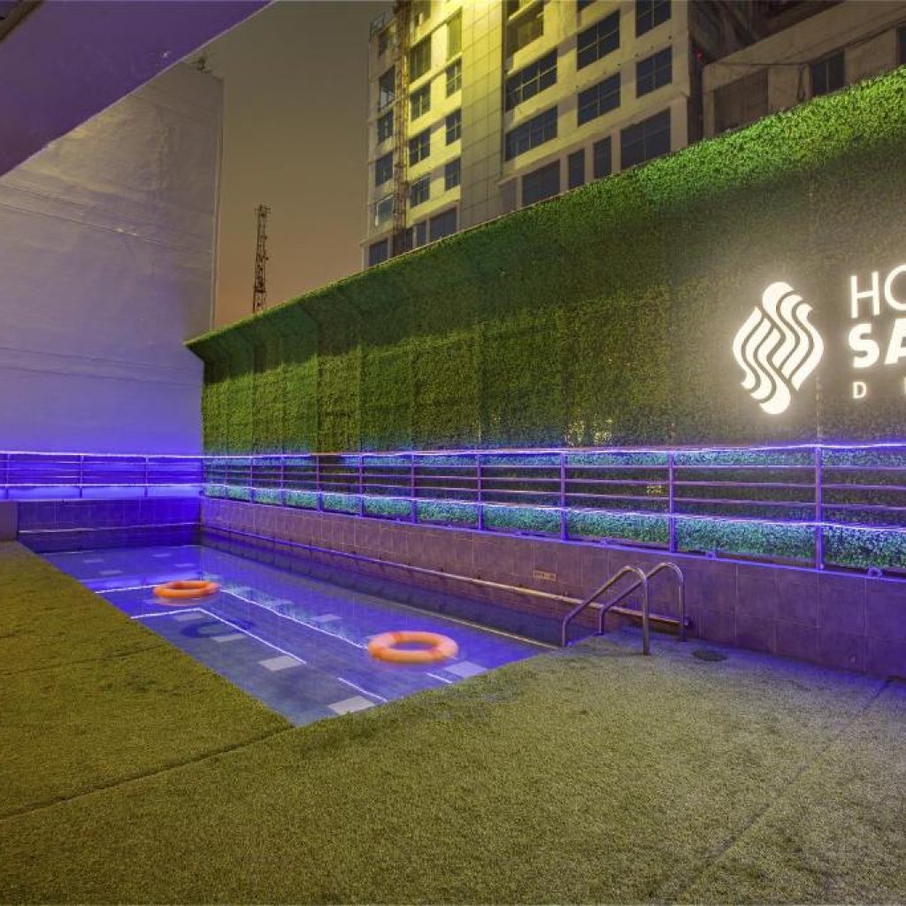 Hotel Sarina