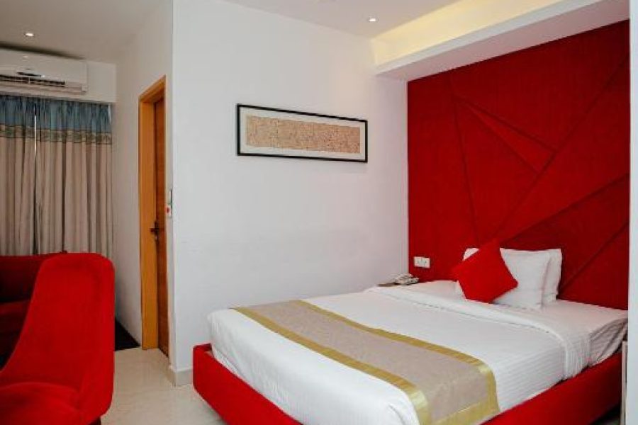 Royal Raj Hotel
