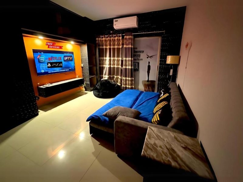 Single Bed in Mixed Dormitory Room – HBZ