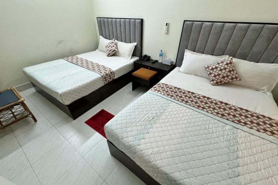 Hotel D-Palace Near Haji Camp & Dhaka Airport
