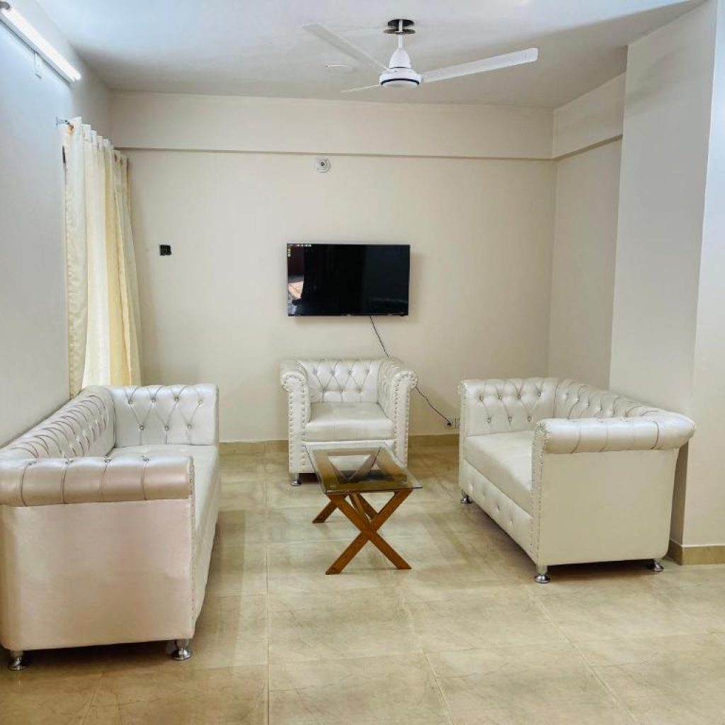 Luxury 3 BR AC WiFi APT in Uttara