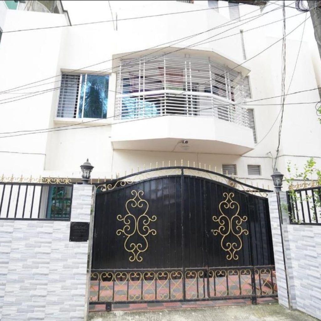 Alom Manzil – 4 Bedroom Family Home