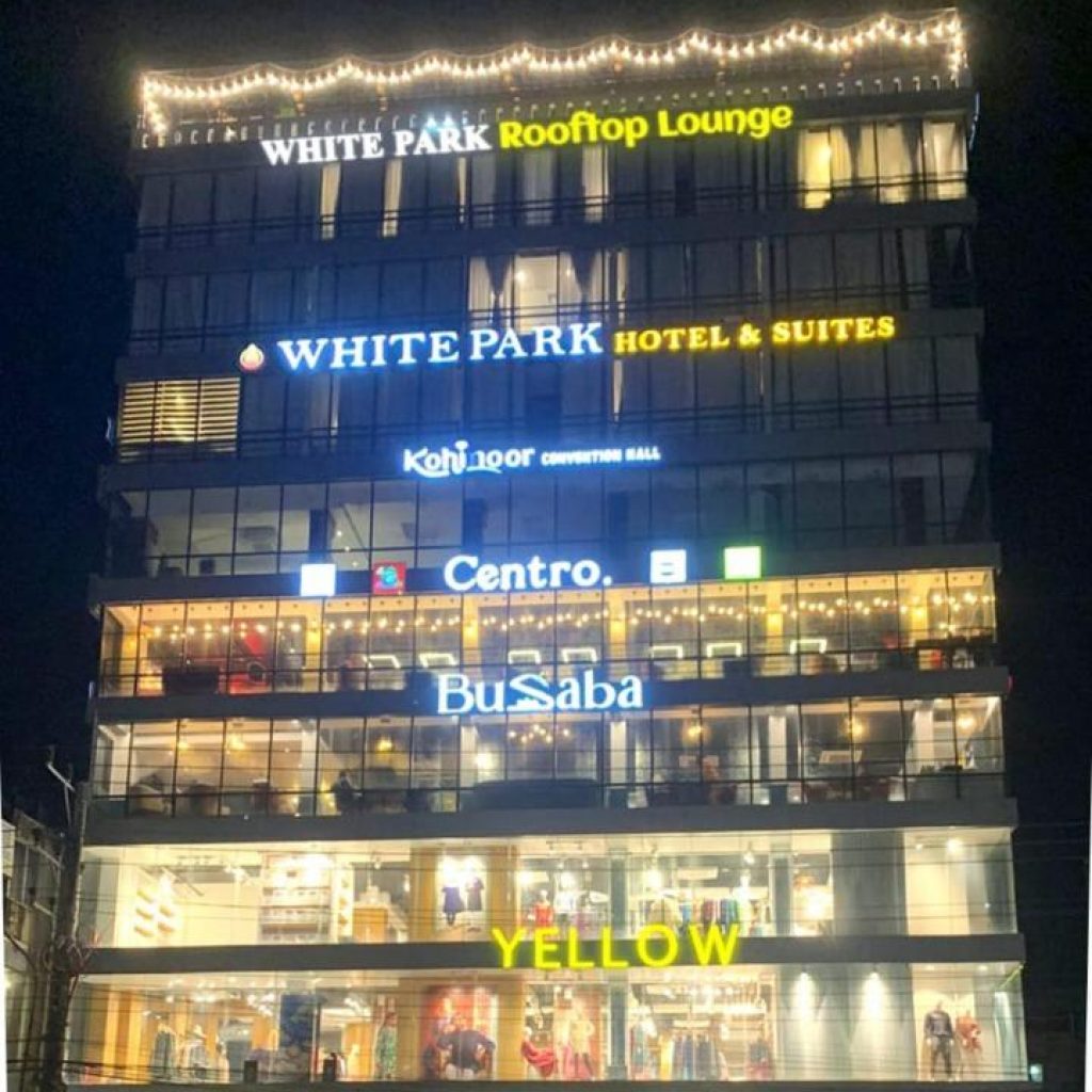 White Park Hotel & Suites