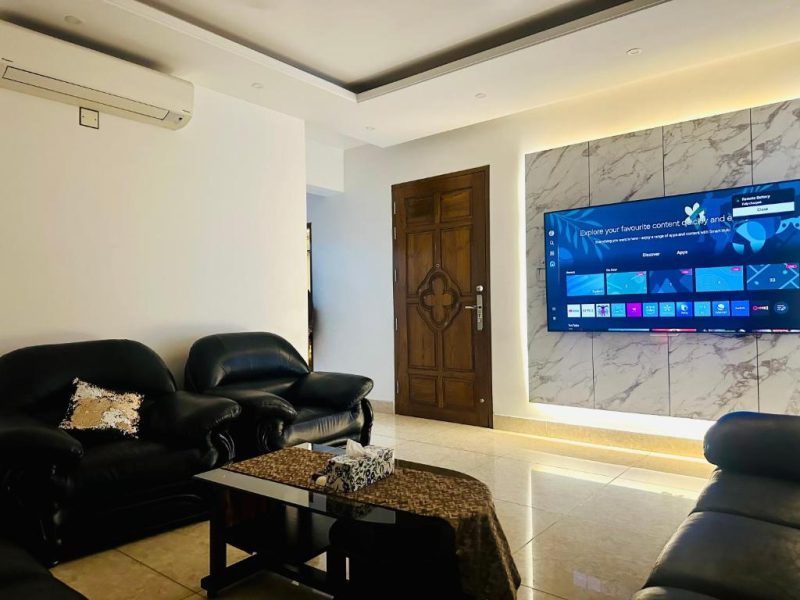 Three-Bedroom Apartment – M