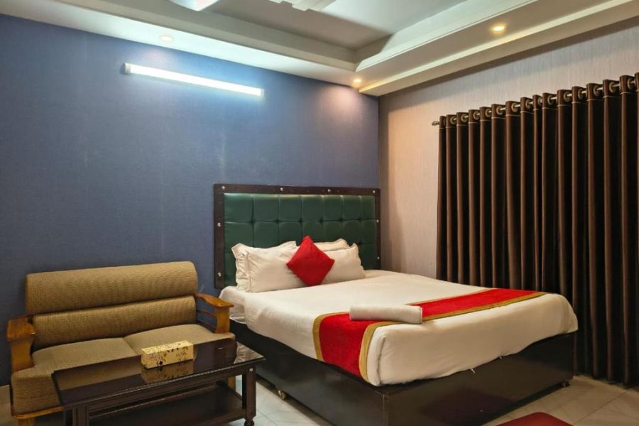 Hotel White Stone