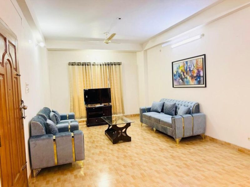 Three-Bedroom Apartment – L3BAIUPL