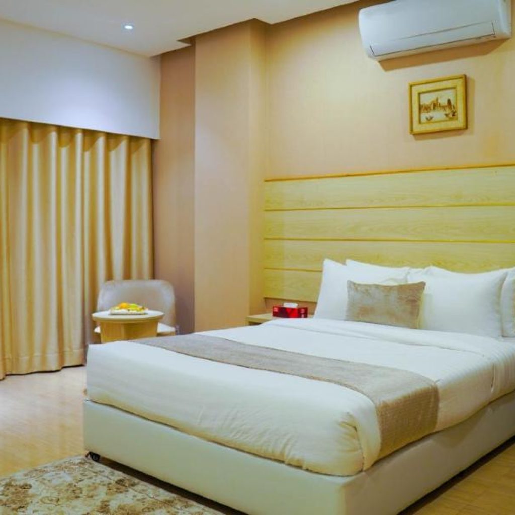 Amar Bari Guest House
