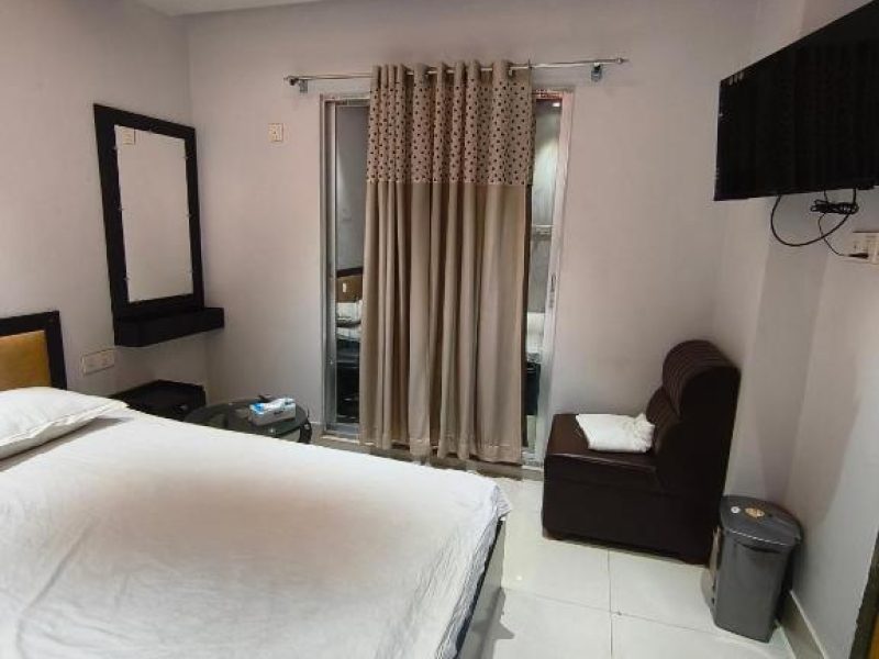 Double Room – HPO