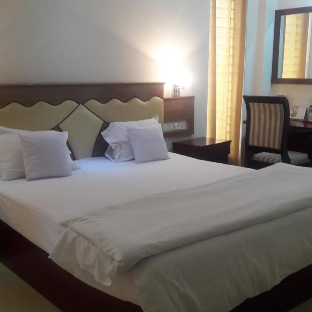 Hotel Crown