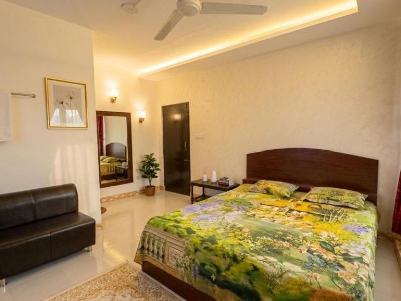 Deluxe King Room – HPR