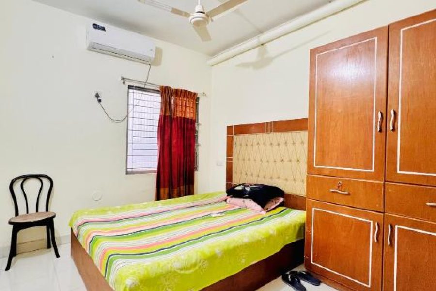 Nusrat Rest House