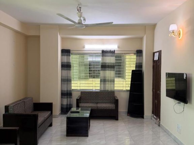 Three-Bedroom Apartment – RMT3BFWALW