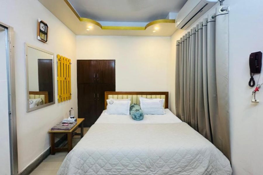 Hotel Panthapath Residential