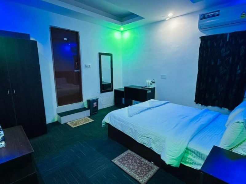 Standard Triple Room – HMIL
