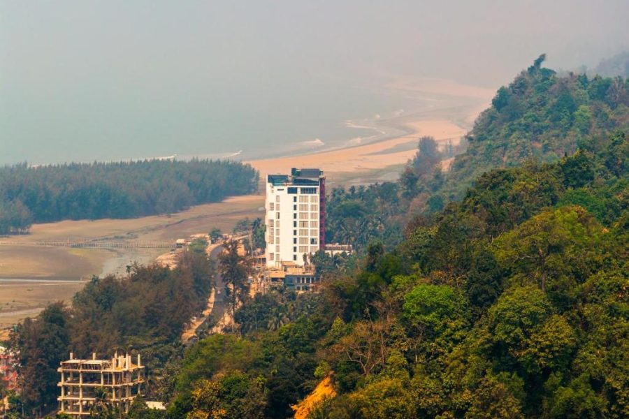 Best Western Plus Bay Hills