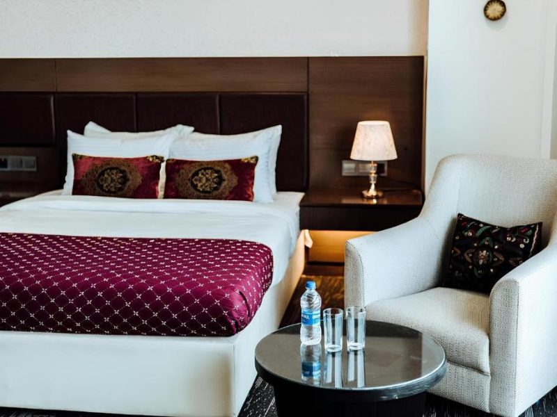 Deluxe Double or Twin Room with Lake View – CCHJ